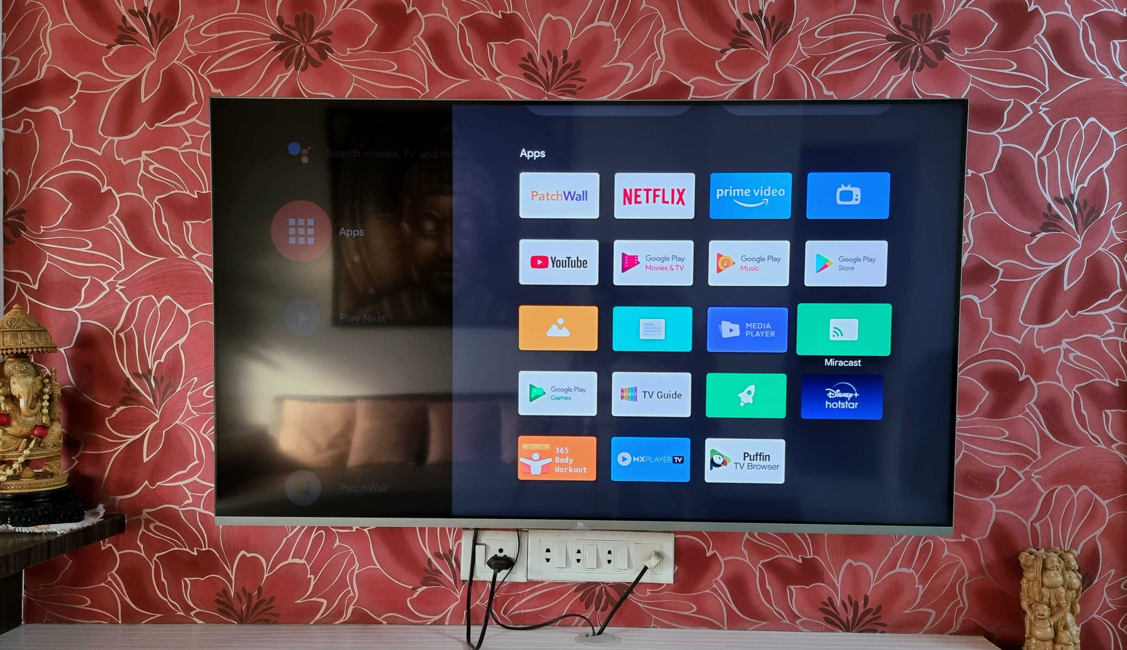 Xiaomi Mi QLED TV