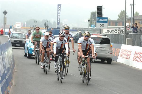 The German team warm up in Mendrisio.