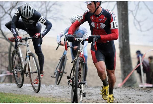 Patrick Bradley (Rutgers University Cycling Team) gets ready to remount after the sand run-up.