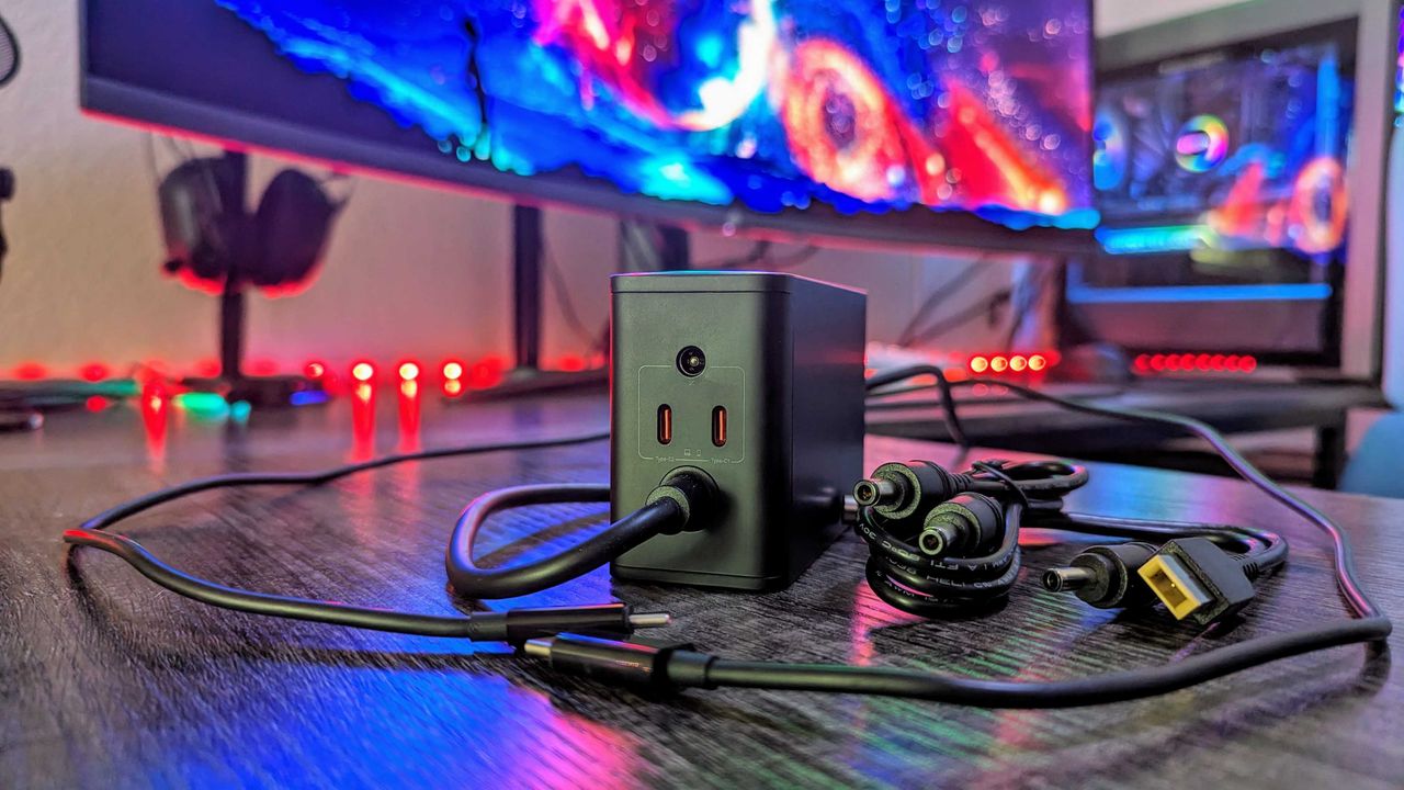 Image of the Baseus 240W Digital GaN Desktop Charger.