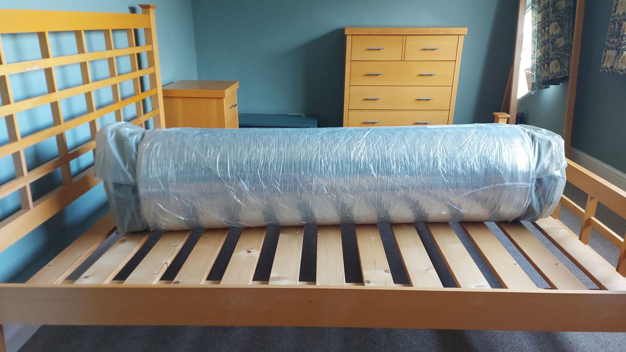 Simba Hybrid Pro mattress rolled and vacuum-packed