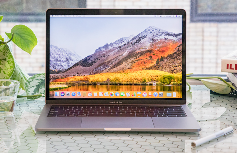 apple macbook pro 2018 release date