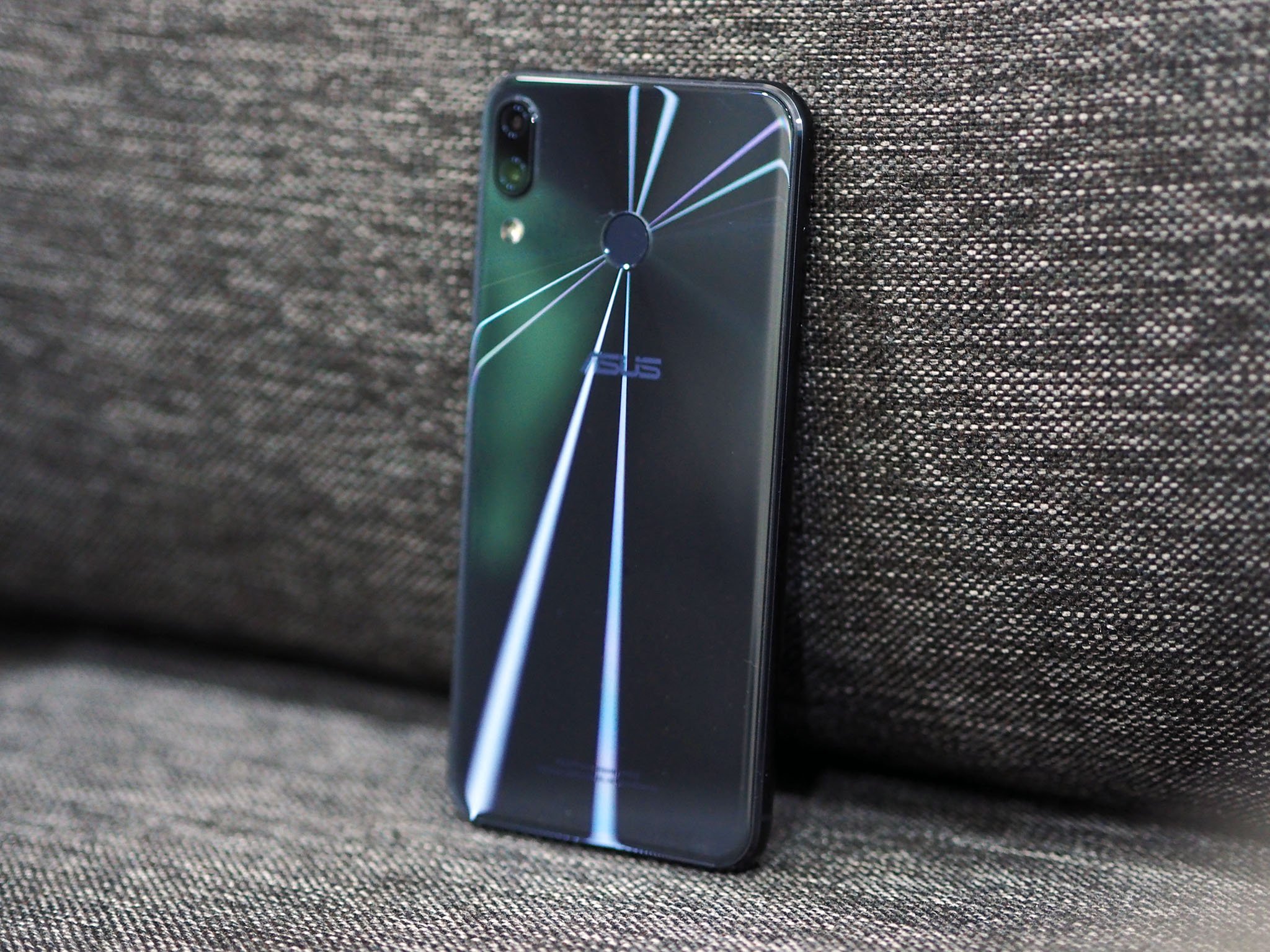 ASUS ZenFone 5Z review: A compelling alternative to the OnePlus 6 