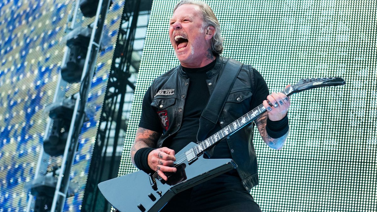 Metallica&#039;s James Hetfield performs onstage at Twickenham Stadium on June 20, 2019 in London, England