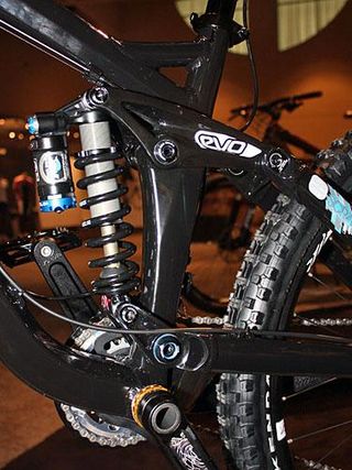 The hydroformed seat tube on the Scratch will house both the upper and lower suspension pivots without the need to weld on additional bits.