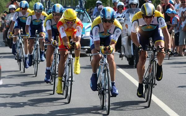 Yaroslav Popovych leads team Astana