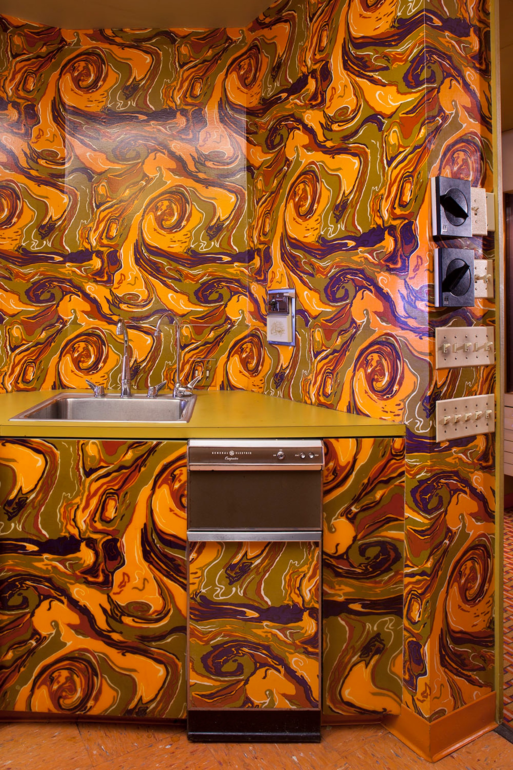 Ebony Jet Headquarters Chicago