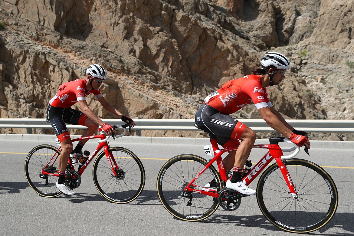 Peter Stetina and Kiel Reijnan (Trek-Segafredo).