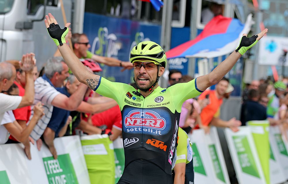 Giovanni Visconti (Neri) wins stage 4 at Tour of Slovenia