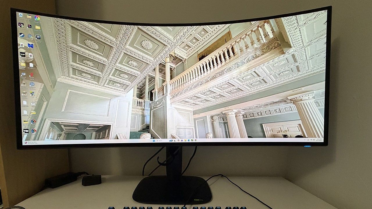 Alienware AW3926QW 39-inch WUHD OLED gaming monitor review: Premium play and imagery in a large format