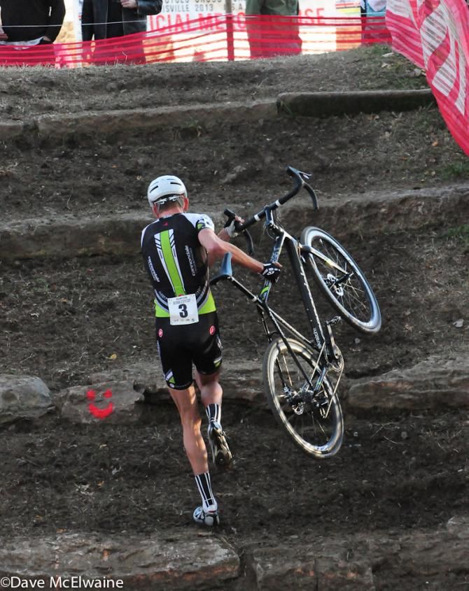 Ryan Trebon (Cannondale Cyclcrossworld.com) with a breakaway at the stairs