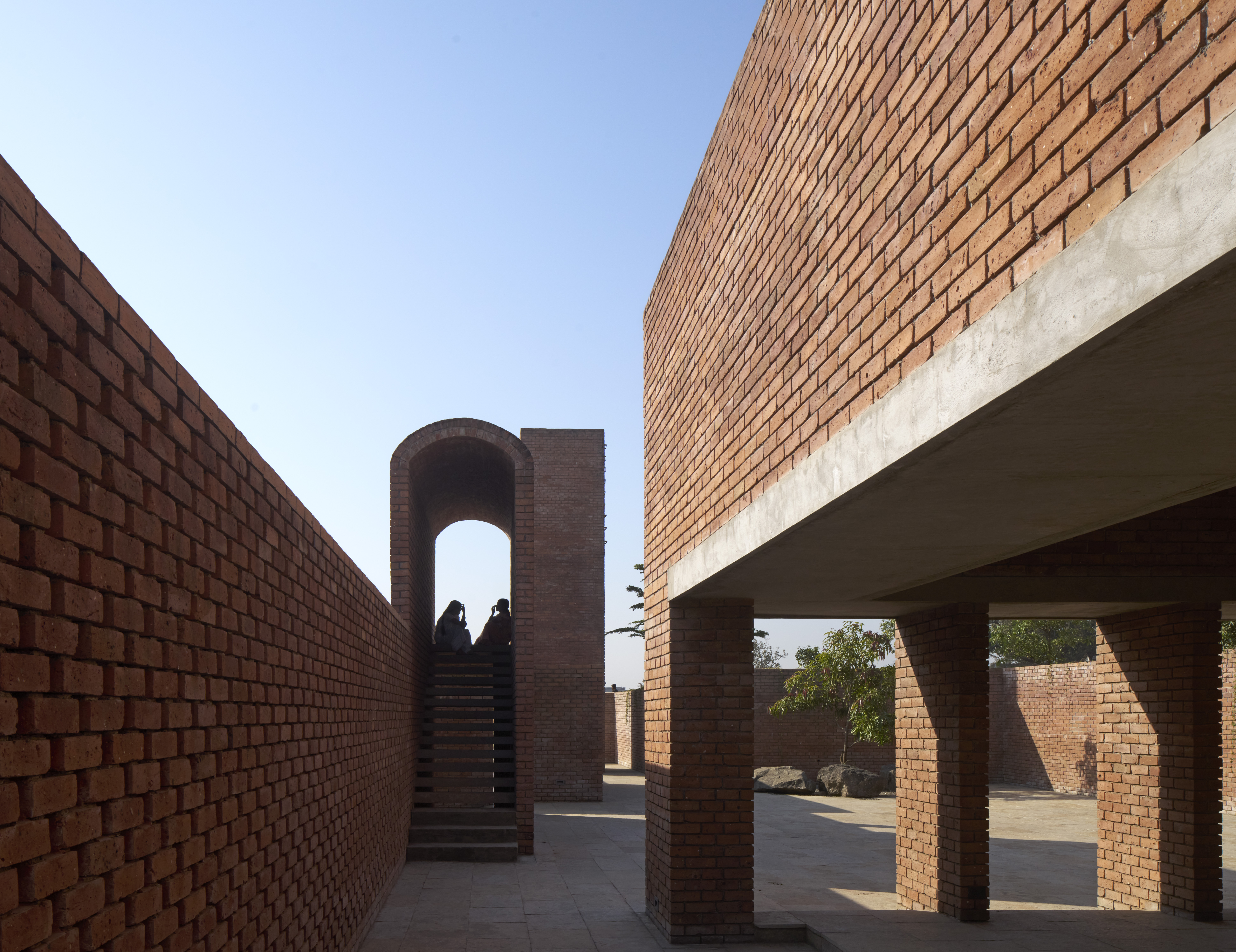 The Street clubhouse, Pune, by Studio VDGA