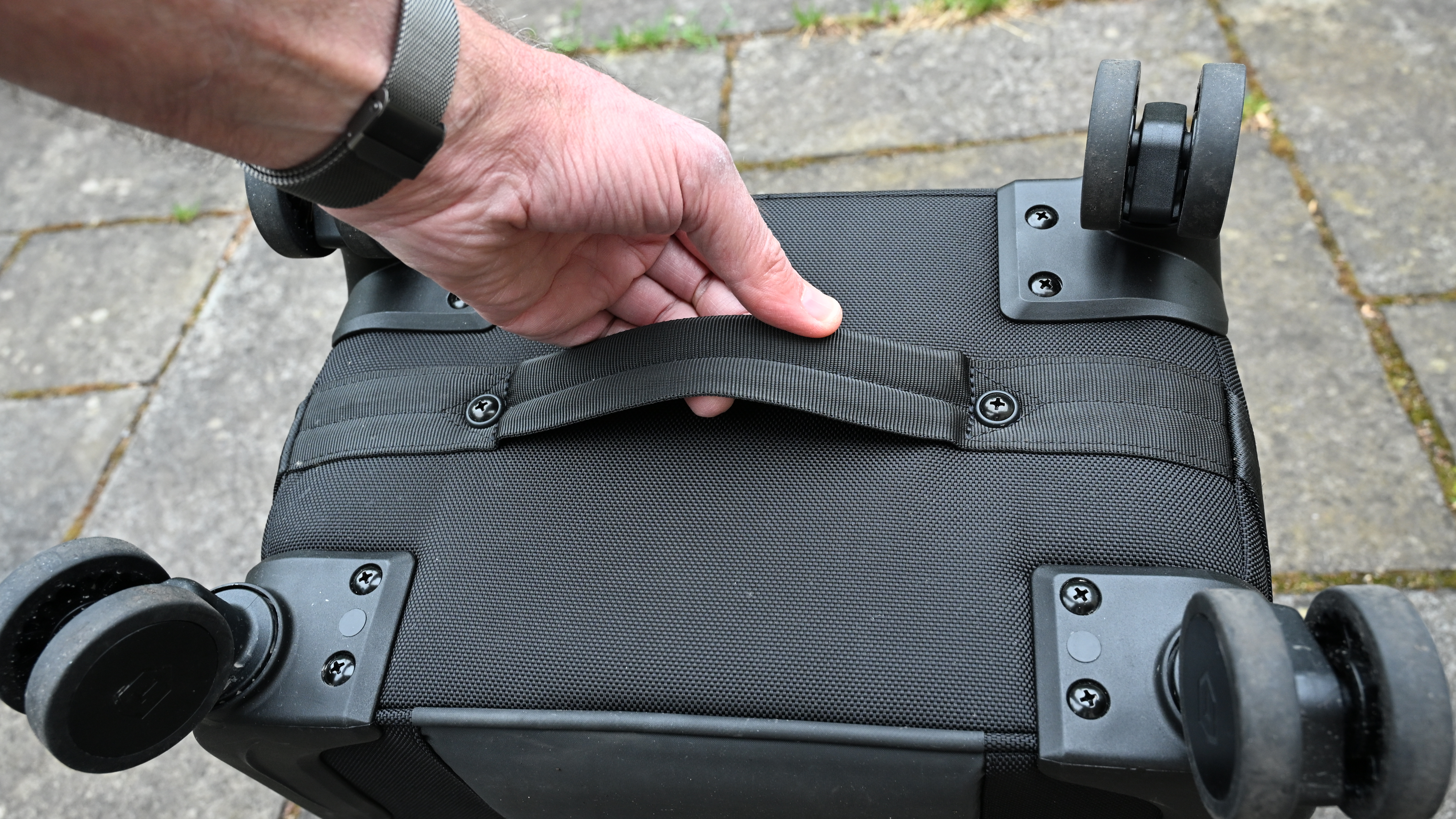 Tenba Roadie v2 Spinner 21 Air Case product image