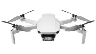 Le drone DJI Mini 2 sur un fond blanc