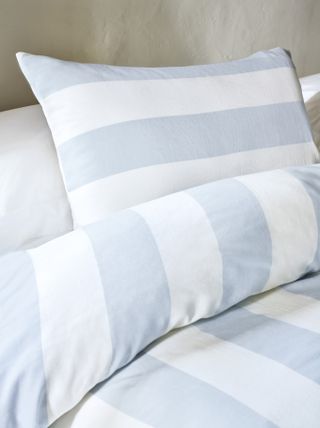 Blu and white striped bedding