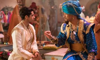 Anden och Aladdin i filmen Aladdin från 2019.