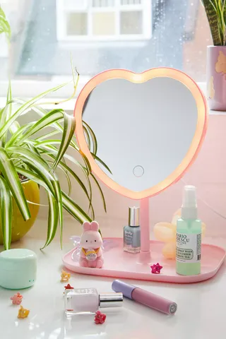 UO Heart LED Makeup Vanity Mirror