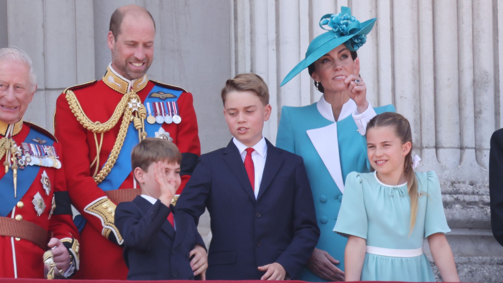 Royals including Prince George and Prince Louis on the balcony of Buckingham Palace