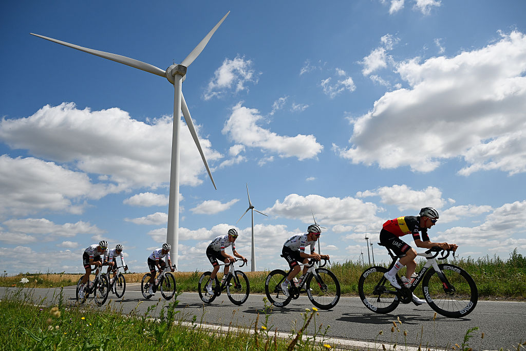 LILLE, FRANCE - JULY 03: A general view of Tadej Pogacar of Slovenia, Joao Almeida of Portugal, Jhonatan Narvaez of Ecuador, Nils Politt of Germany, Pavel Sivakov of France, Marc Soler of Spain, Tim Wellens of Belgium, Adam Yates of Great Britain and UAE Team Emirates - XRG during the 112th Tour de France 2025, training UAE Team Emirates - XRG / #UCIWT / on July 03, 2025 in Lille, France. (Photo by Dario Belingheri/Getty Images)