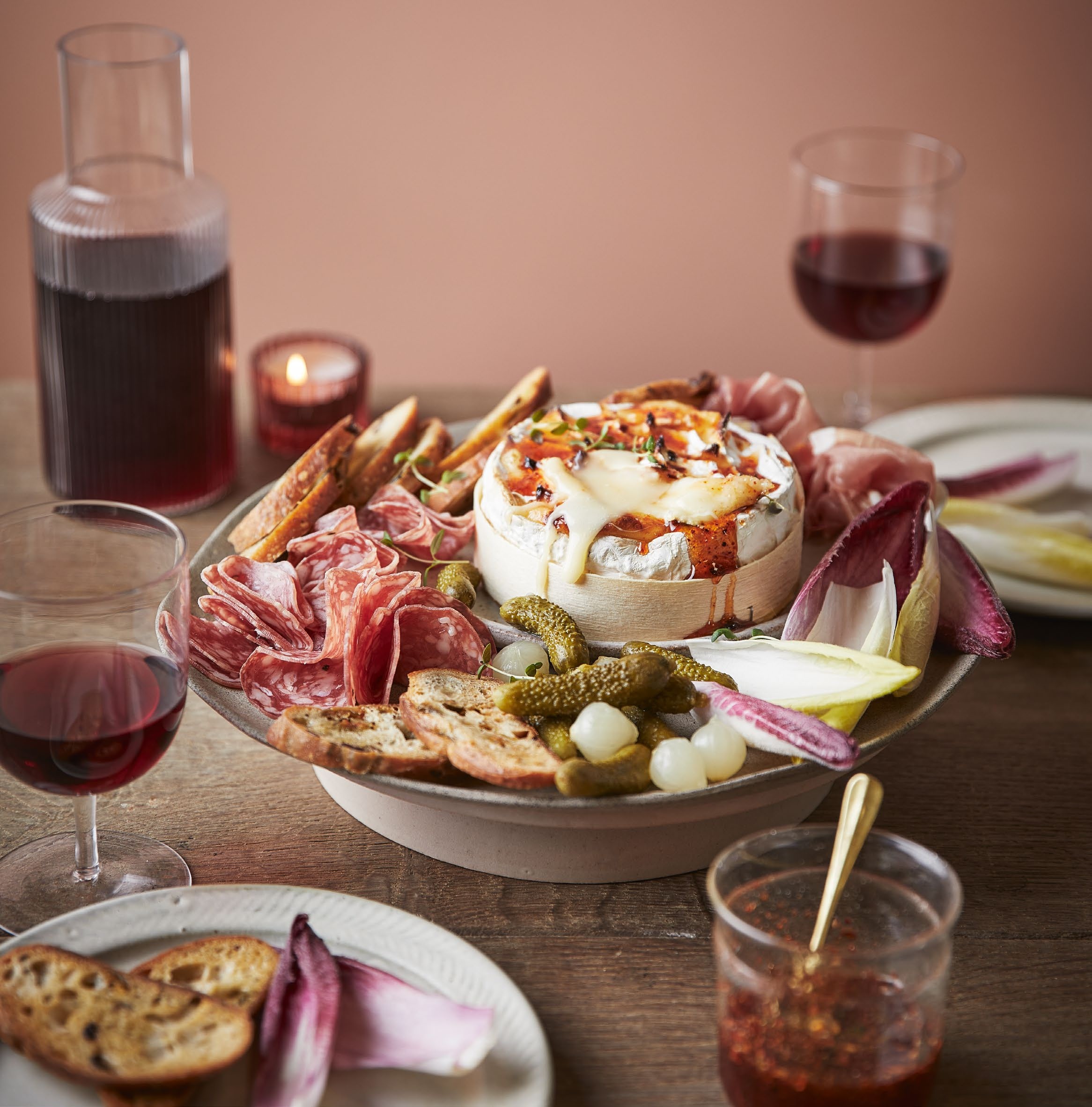 WOM540.recipes.BakedCheeseFondueForTwo