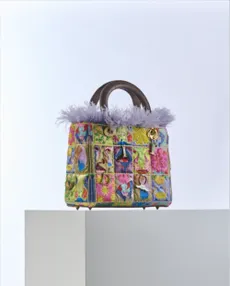 BLE21.fashion_dior_ines_longevial.screenshot_2025720