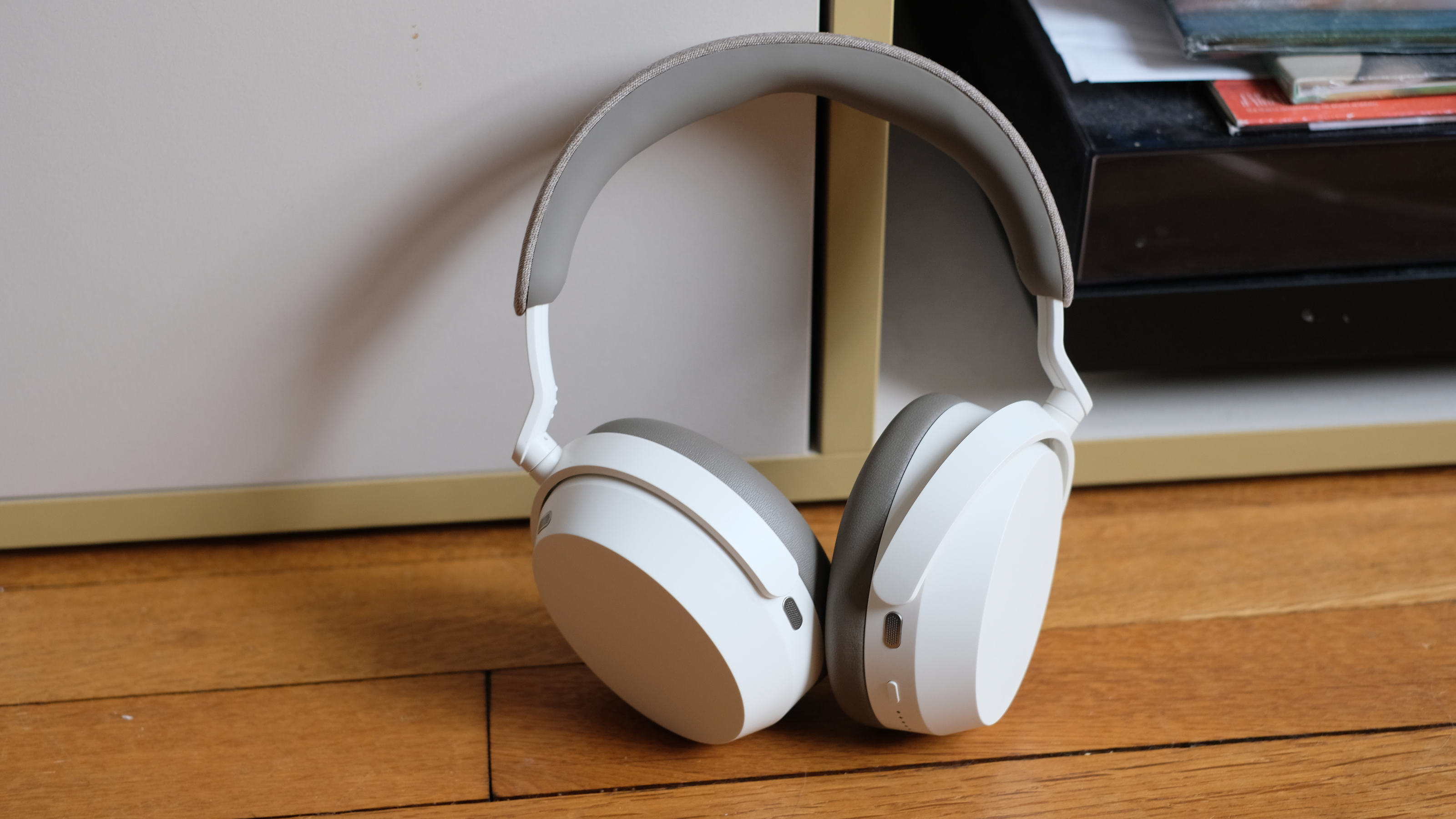 Photograph of Sennheiser Momentum 5 headphones