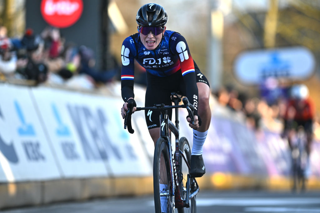 NINOVE, BELGIUM - MARCH 01: Demi Vollering of Netherlands and Team FDJ - Suez crosses the finish line during the 17th Omloop Het Nieuwsblad 2025, Women&amp;amp;apos;s Elite a 137.9km one day race from Ghent to Ninove / #UCIWWT / on March 01, 2025 in Ninove, Belgium. (Photo by Luc Claessen/Getty Images)