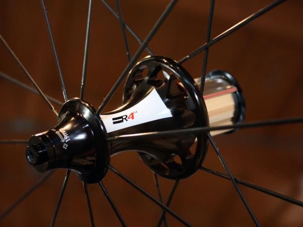 The EC90 Aero carbon clinchers are built around Easton's R4SL hubs.