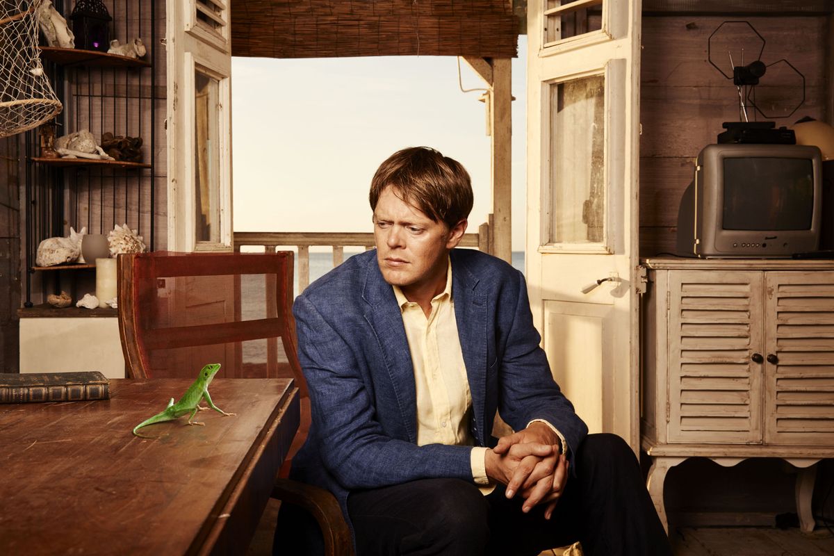 Kris Marshall as Di Humphrey Goodman in Death in Paradise Season 4