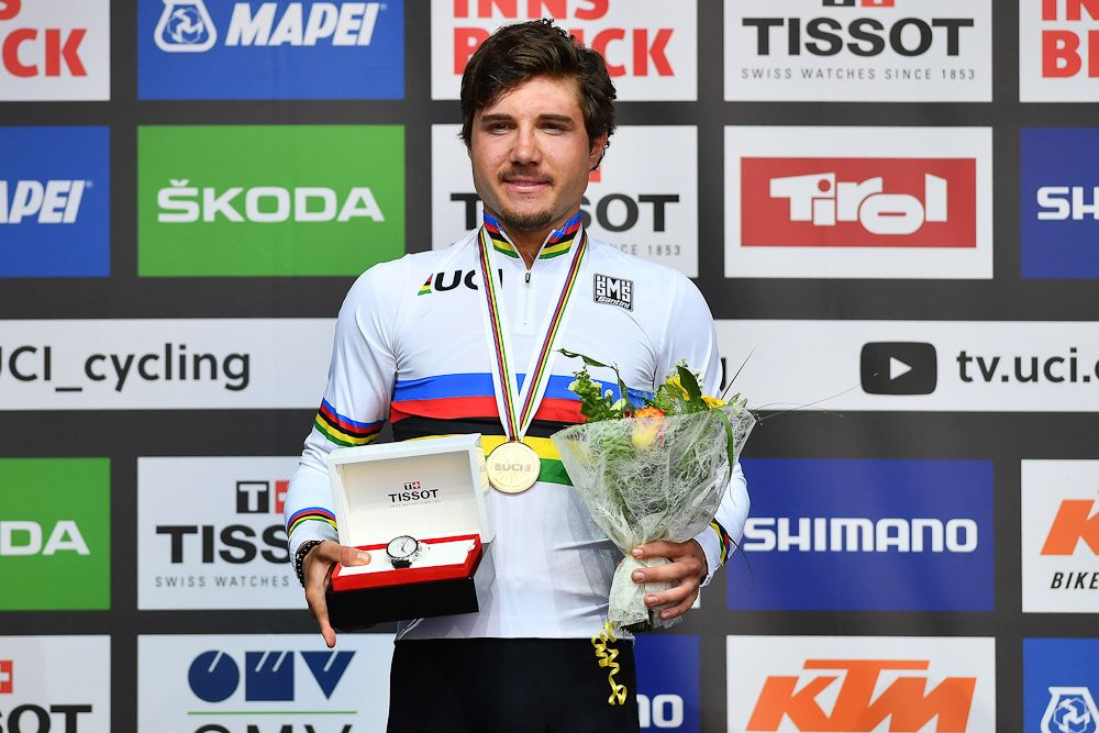 Marc Hirschi in rainbow stripes after winning the 2018 U23 road race
