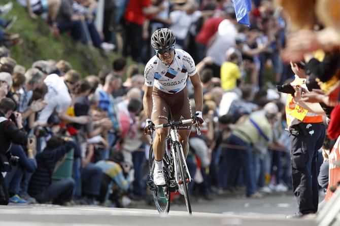 Carlos Betancur (AG2R) put in an early attack on the Mur de Huy