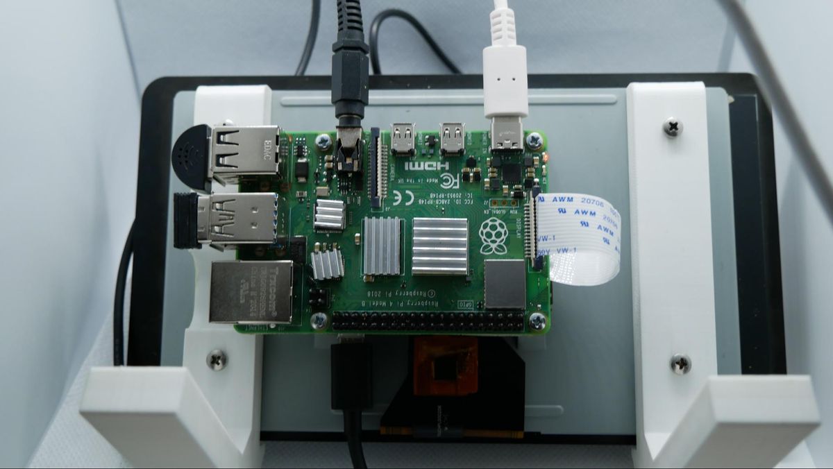 How to Build an Alexa Smart Screen with Raspberry Pi | Tom's Hardware