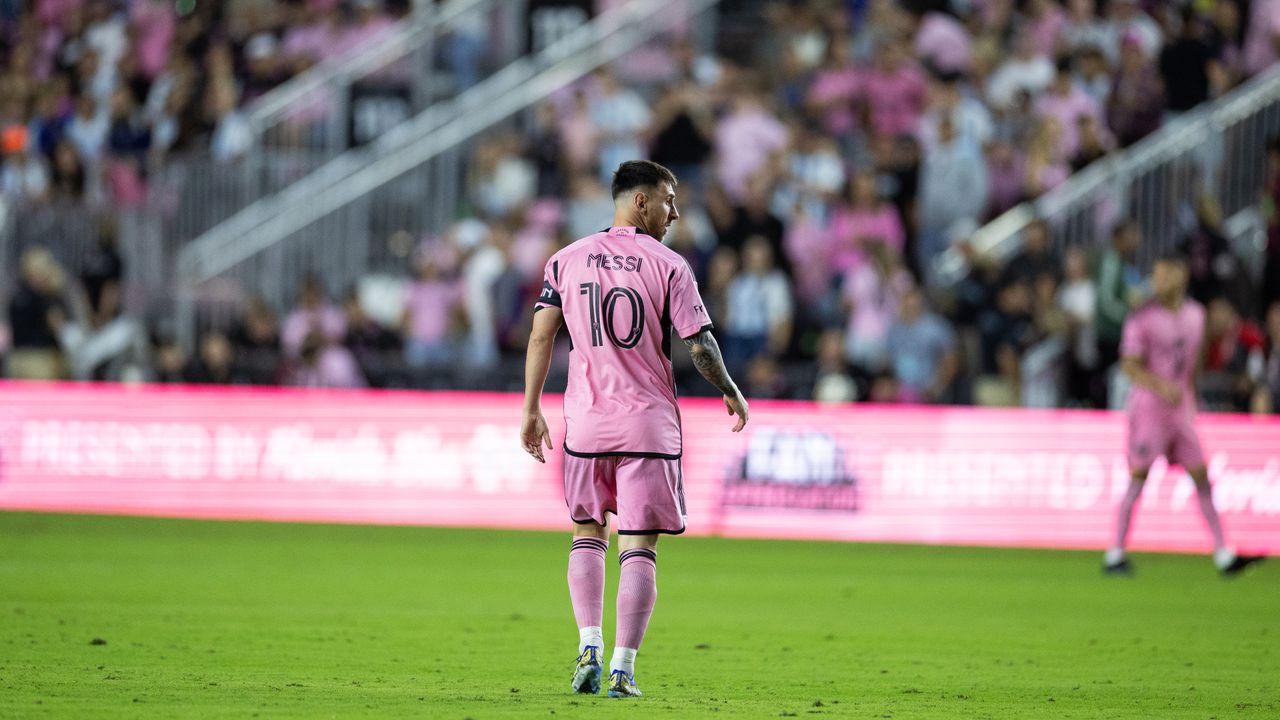 Lionel Messi (Inter Miami CF) in action during a preseason game against Newell&#039;s Old Boys at the DRV PNK Stadium on February 15th, 2024 in Fort Lauderdale, Florida