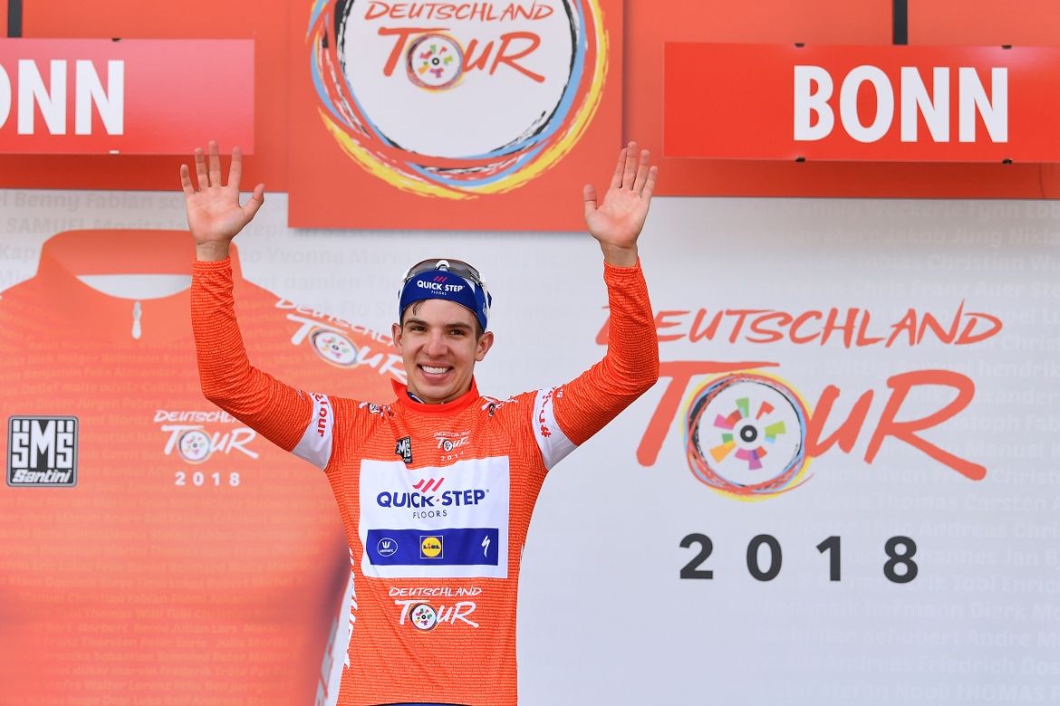 Alvaro Hodeg (Quick-Step Floors) in the leader's jersey