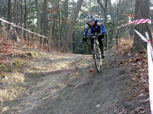 Van Guilder on the sandy descent en route to taking third place.