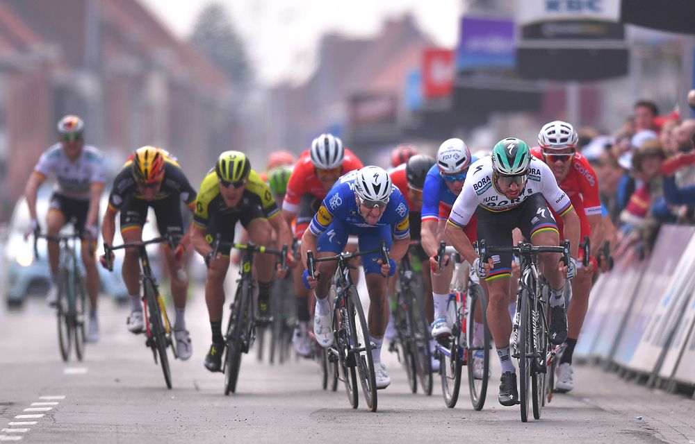 Peter Sagan and Elia Viviani sprint for the line at Gent-Wevelgem 2018