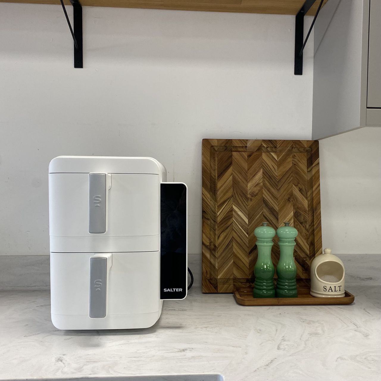 Testing the Salter VertiCook air fryer