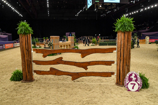 Fence 7: Rustic Pillar Planks