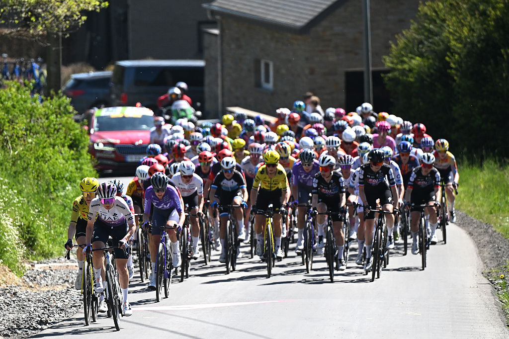 The peloton during the 2026 Li&amp;egrave;ge-Bastogne-Li&amp;egrave;ge. (Photo by Luc Claessen/Getty Images)