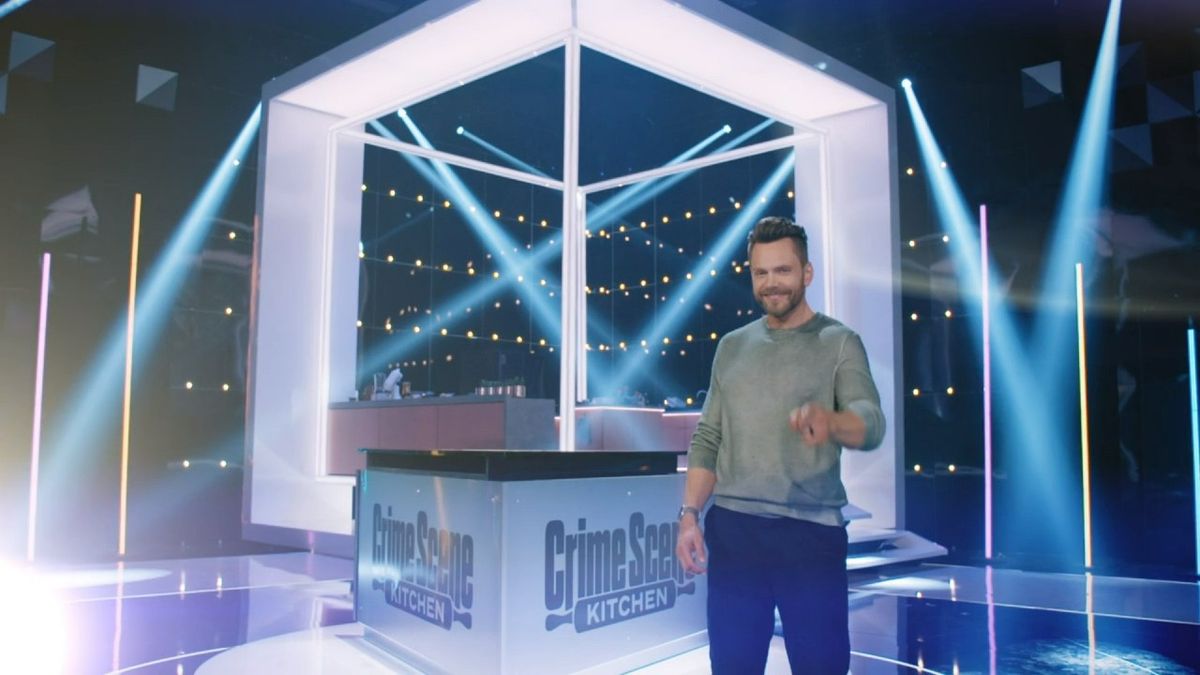 Joel McHale hosts Crime Scene Kitchen