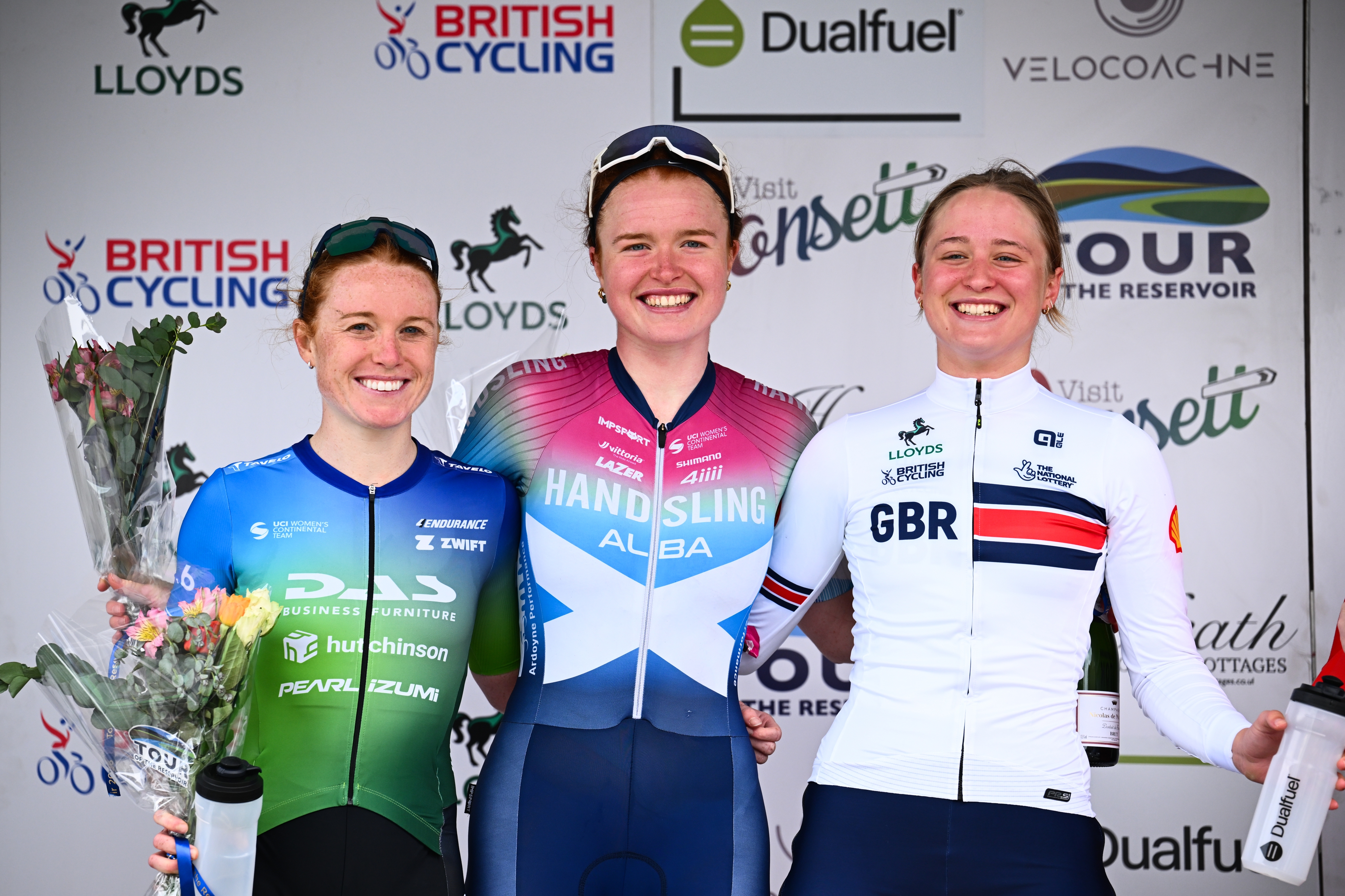 Kate Richardson winning the Tour of the Reservoir in 2026