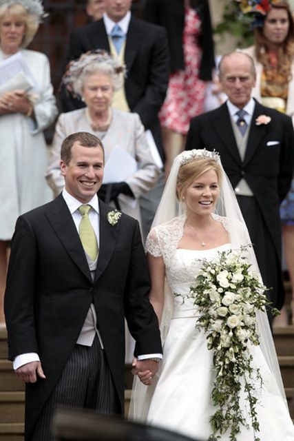 Zara Phillips and Mike Tindall to turn down £1m magazine wedding deal ...