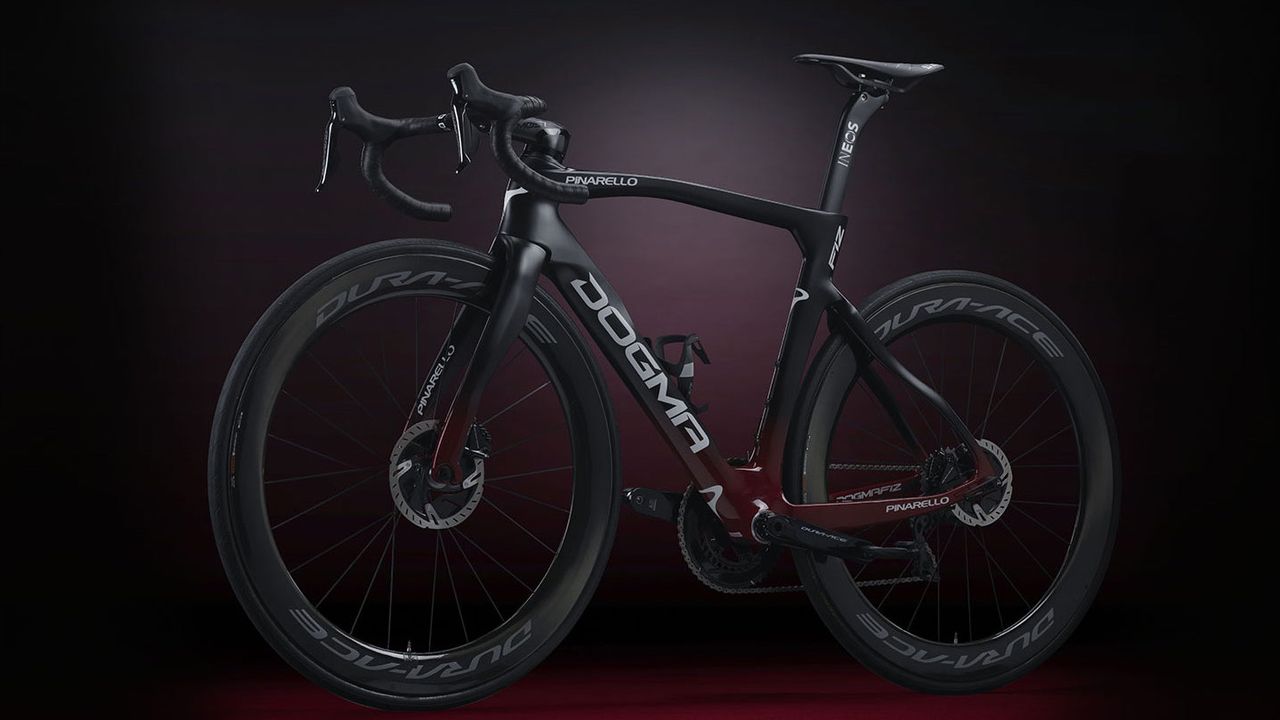 A look at the non-driveside Pinarello Dogma F12 Disk