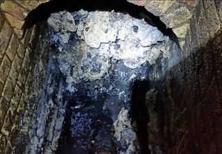 Monster Fatberg 143 Tons Of Grease And Garbage Clog Uk