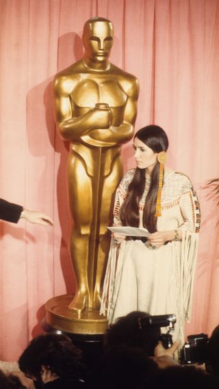 Sacheen Little Feather at the Oscars, accepting to read Marlon Brandon's protest letter