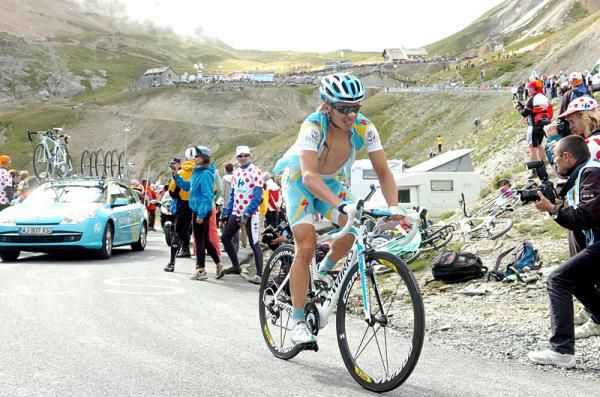 Maxim Ignlinsky (Astana) was in the break