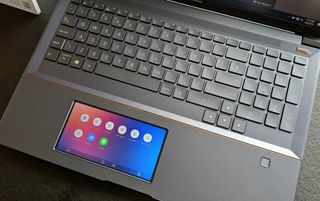 Asus ProArt StudioBook Pro X Keyboard
