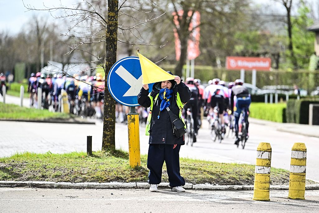 a signalperson pictured during the 'Ronde van Brugge' men's elite one-day cycling race, 202,9 km from and to Brugge on Wednesday 25 March 2026. BELGA PHOTO MAARTEN STRAETEMANS (Photo by MAARTEN STRAETEMANS / BELGA MAG / Belga via AFP)