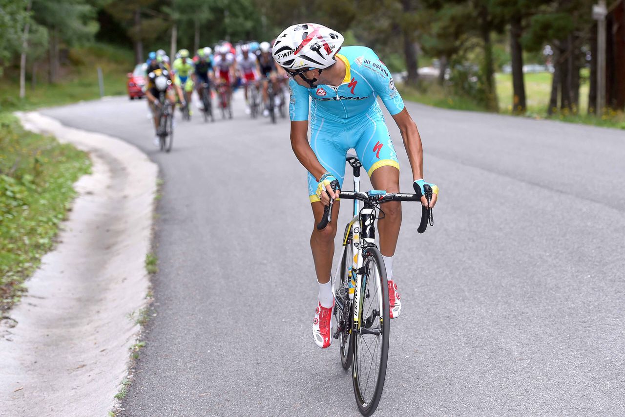 Fabio Aru (Astana) opens a gap