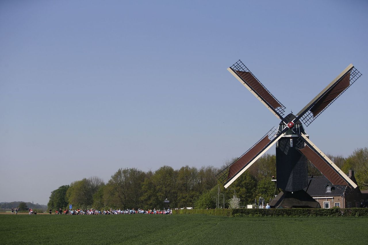 Typical Dutch scenery during Amstel Gold Race